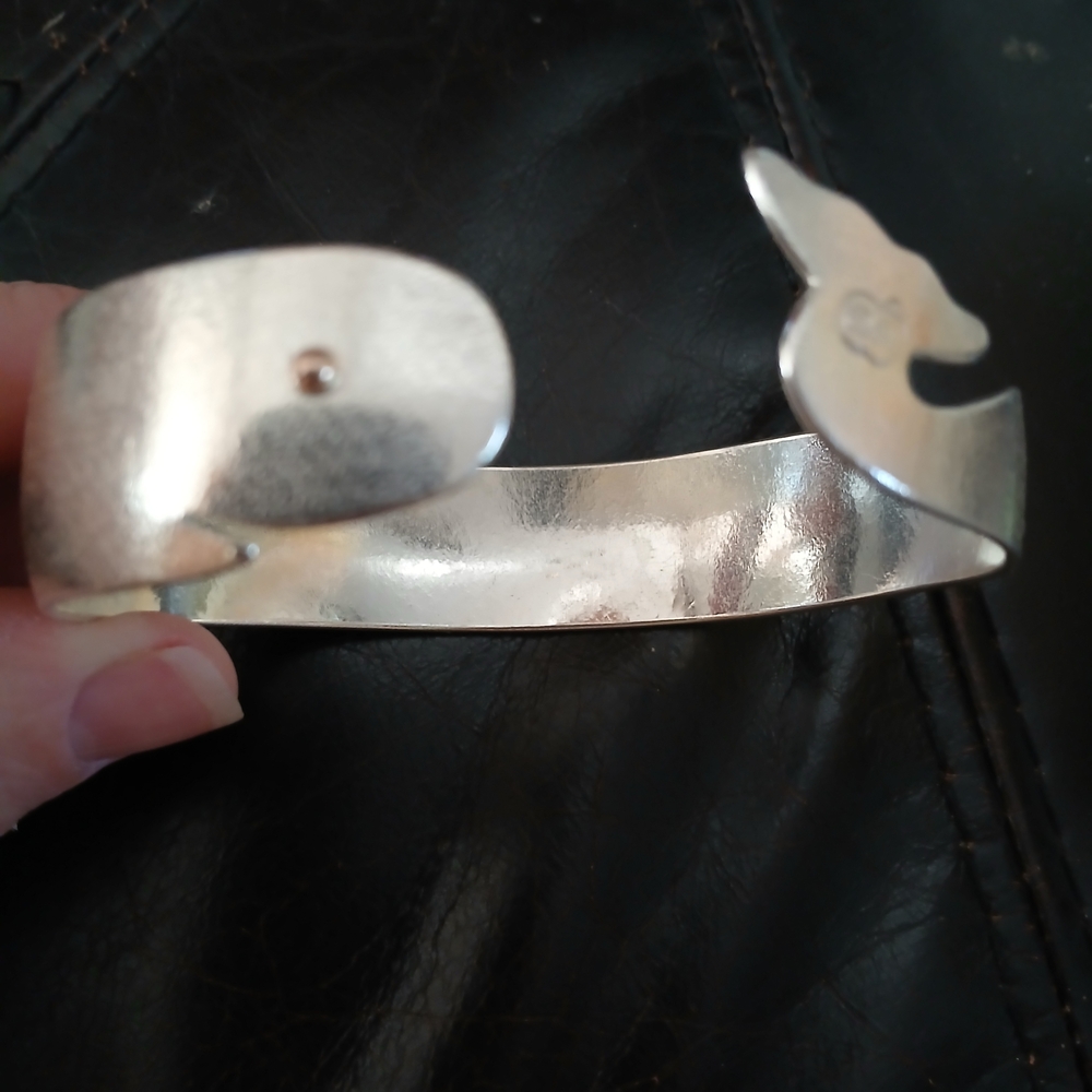 EDEN HAND ARTS Whale Cuff Bracelet 7 Inches Nose To Tail